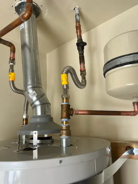 Water heater installation and plumbing repair in Polaris South